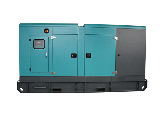 مولدات الديزل الصامتة ثلاثية المراحل 200KVA للاستخدام المنزلي تعمل بواسطة Cummins